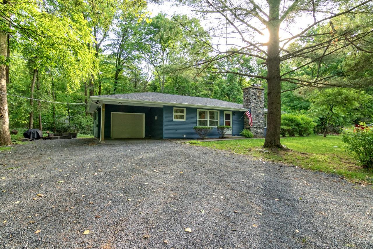Camelback Rd Rancher- On One Acre & Near Attractions Holiday home Tannersville